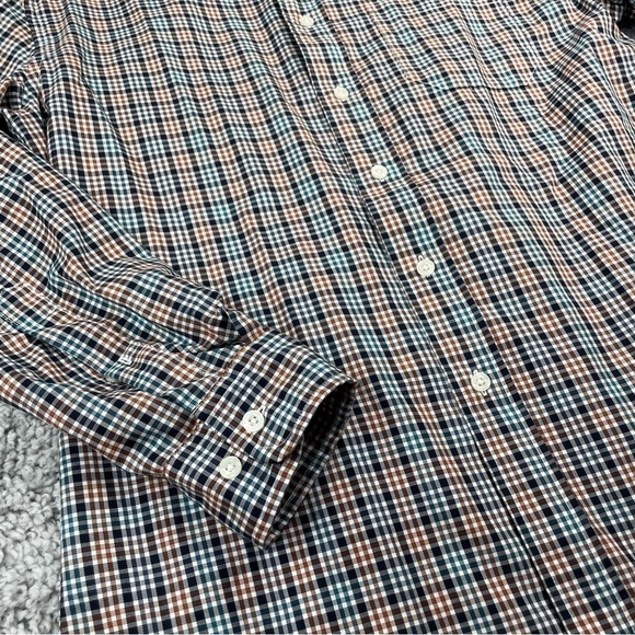 Pendleton Shirt Mens Medium Button Up Long Sleeve Classic Plaid Bridgeport Work - Picture 2 of 5